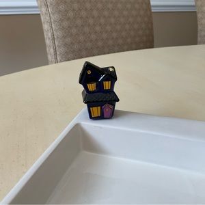 RETIRED Nora Fleming “Spooky Spaces” Haunted House Mini - A253 🕷️